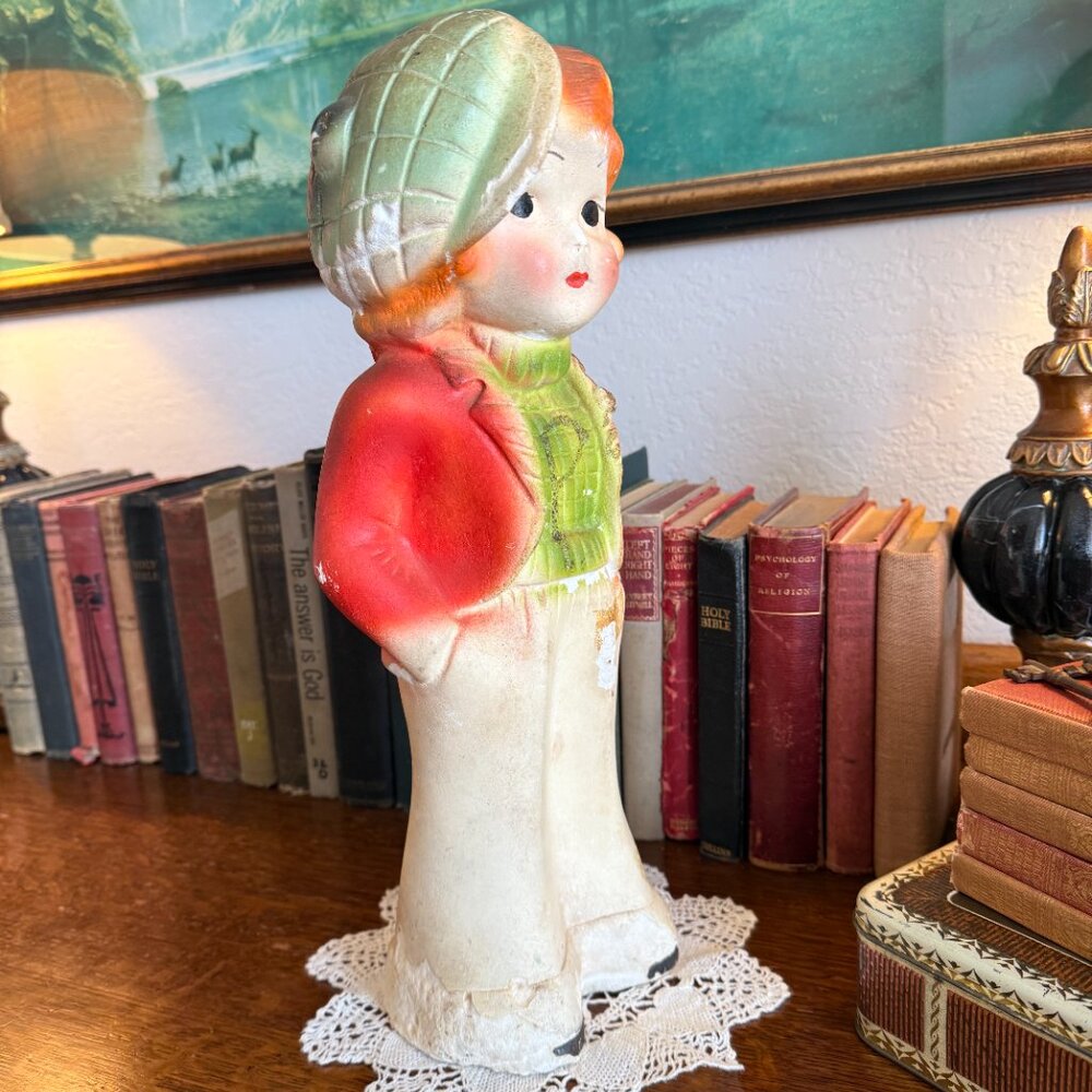1930s Large Chalkware Carnival Prize Young girl with hat statue - Picture 3 of 17